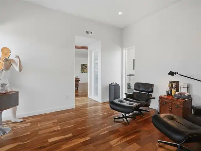 Listing Photo 29