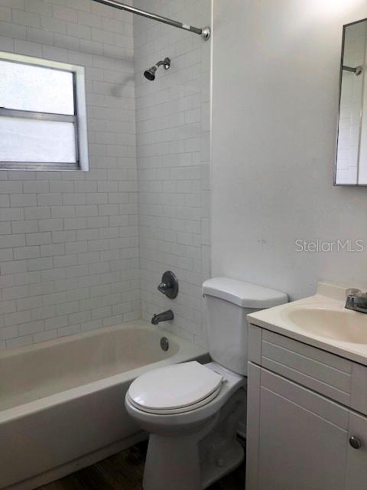 Listing Photo 7