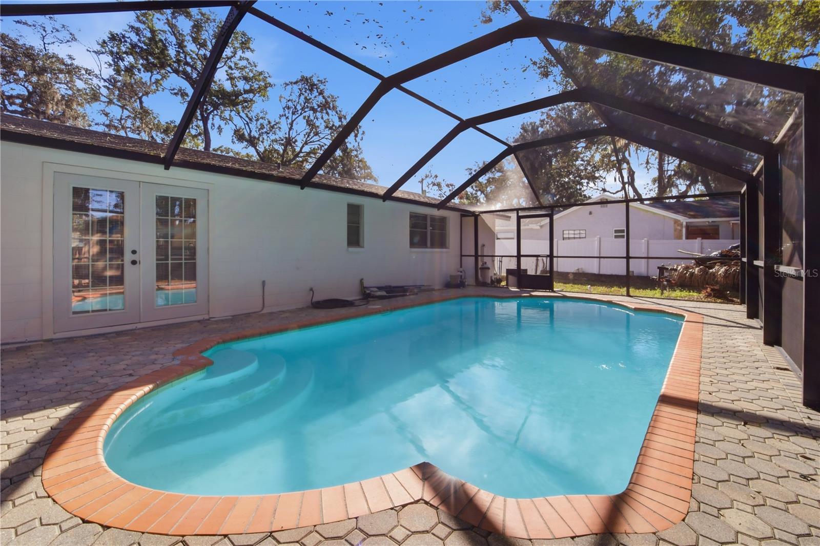 Listing Photo 15