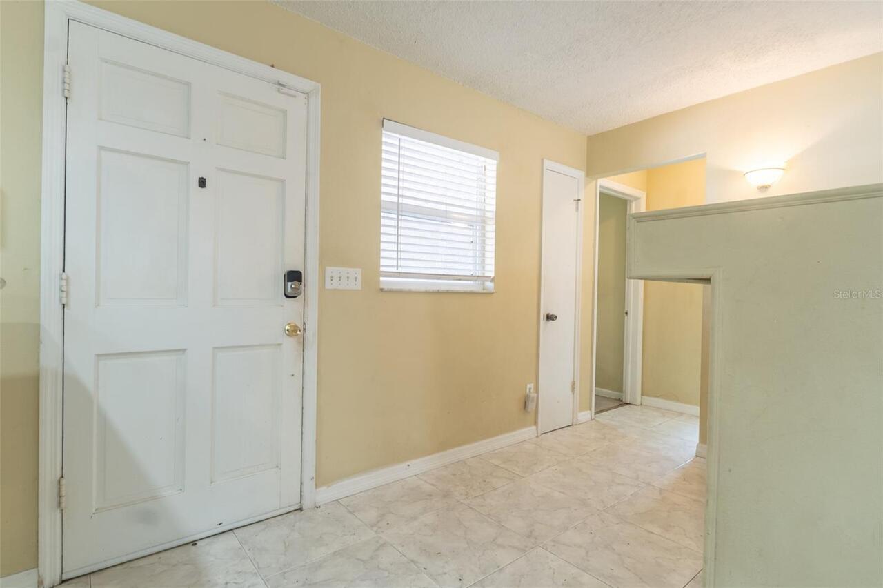 Listing Photo 8