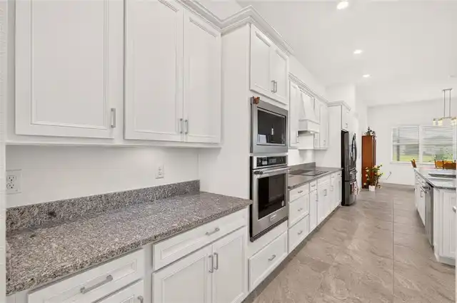 Listing Photo 23