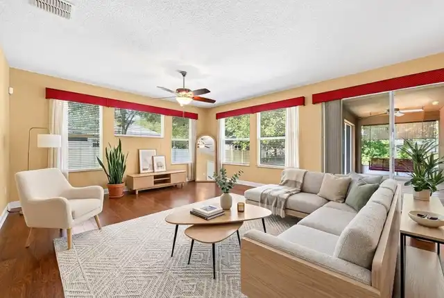 Listing Photo 6