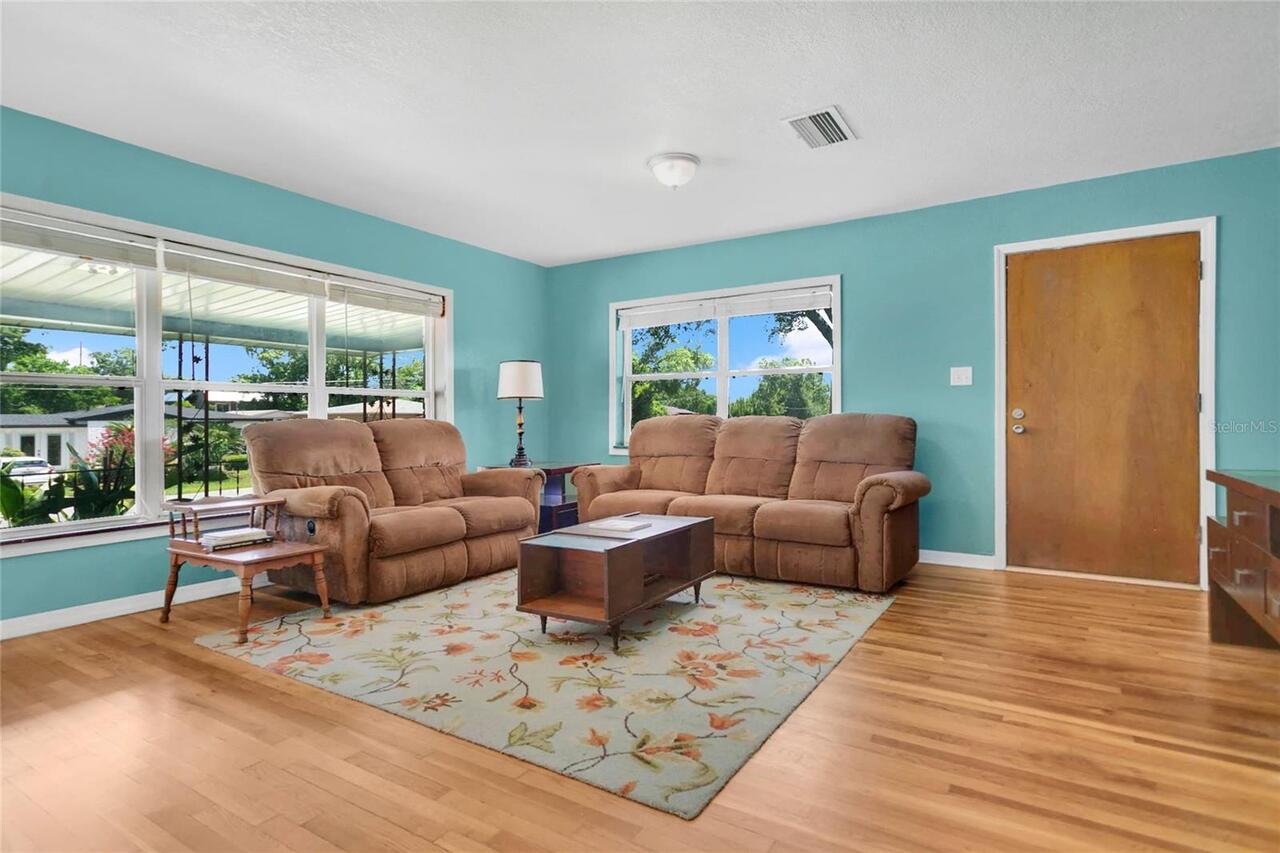 Listing Photo 7