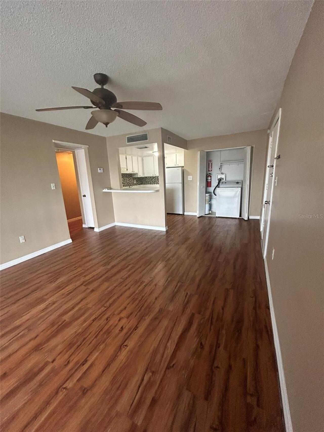 Listing Photo 14