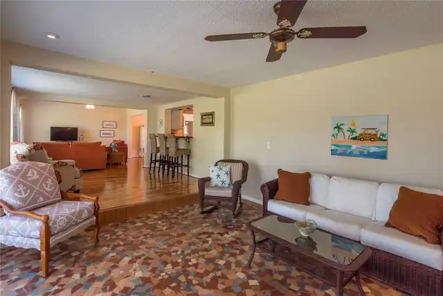 Listing Photo 21