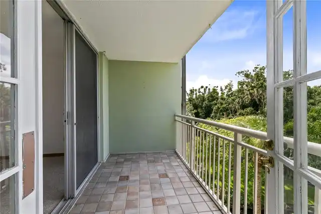 Listing Photo 14