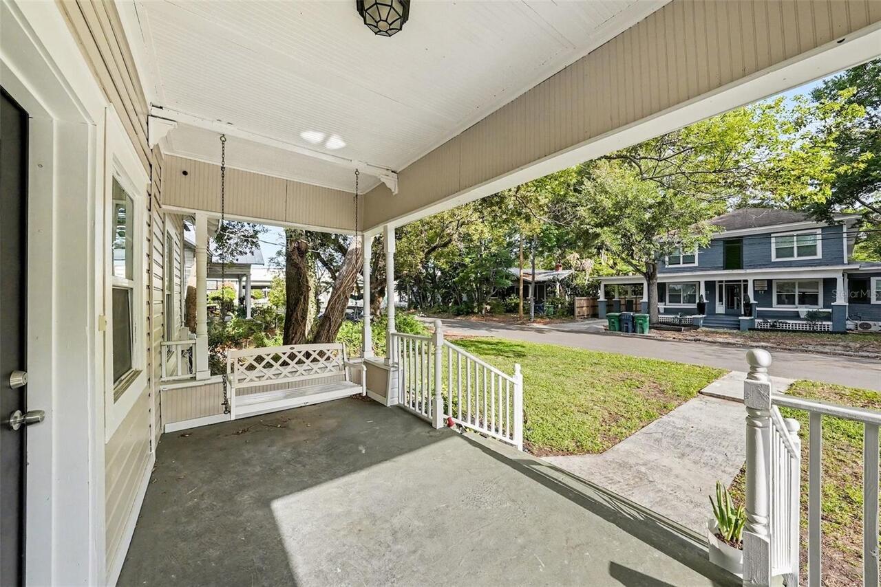 Listing Photo 8