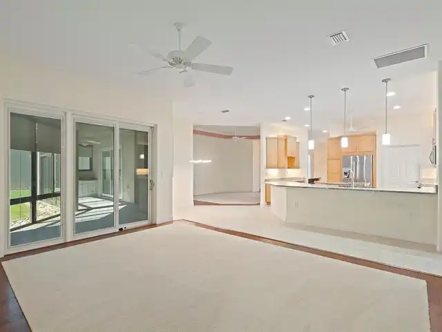 Listing Photo 35