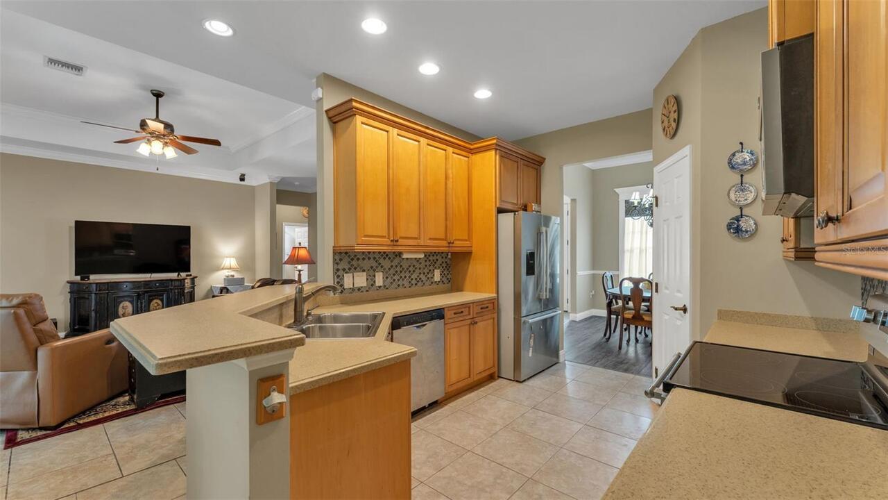 Listing Photo 11