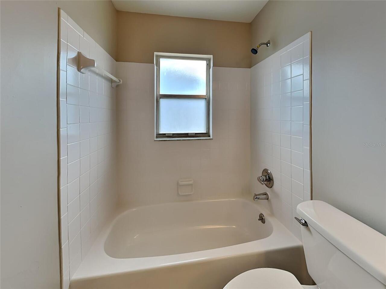 Listing Photo 14