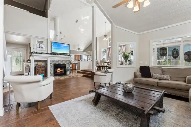 Listing Photo 19