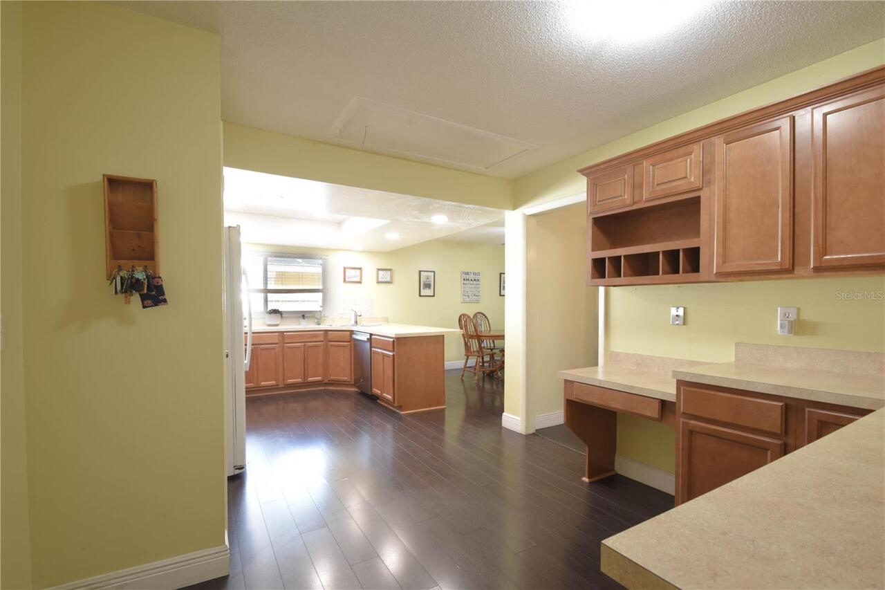 Listing Photo 15