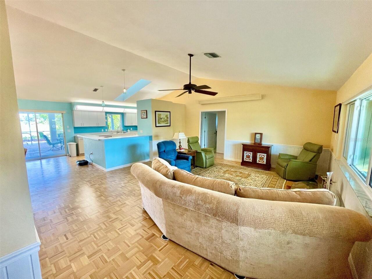 Listing Photo 7