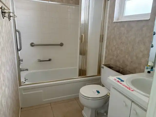 Listing Photo 7
