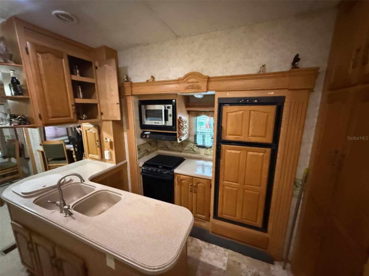 Listing Photo 8