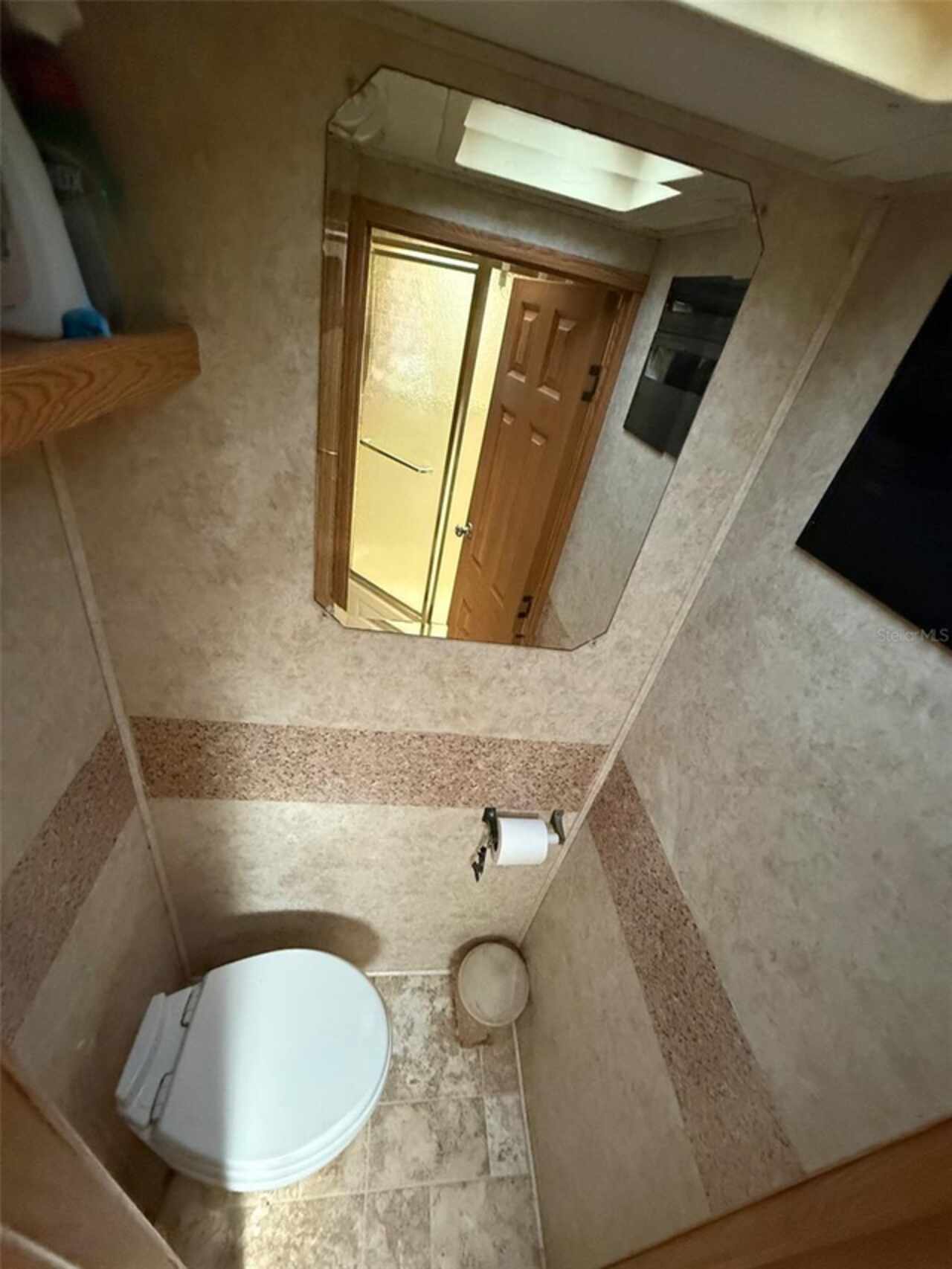 Listing Photo 15