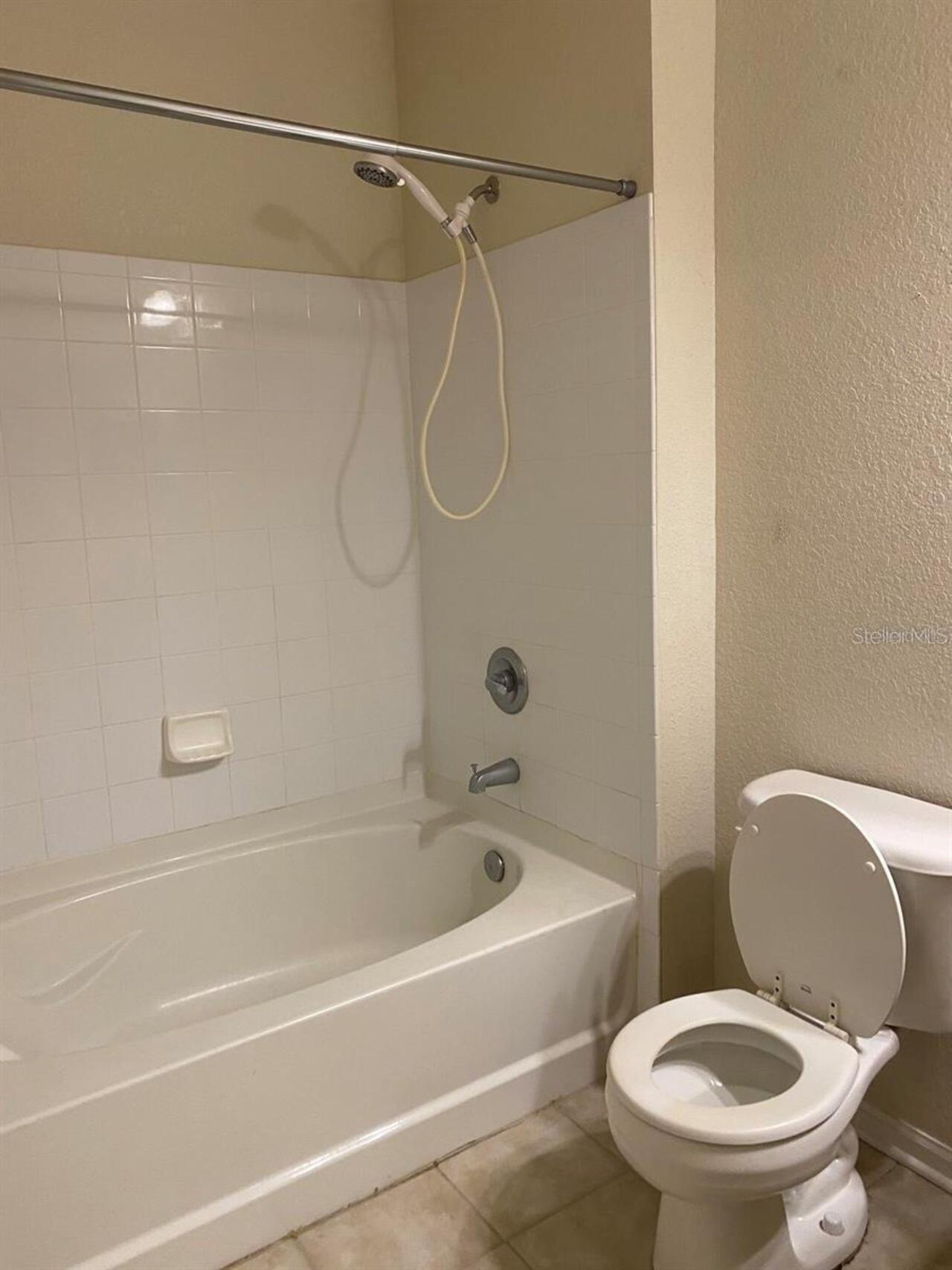 Listing Photo 9