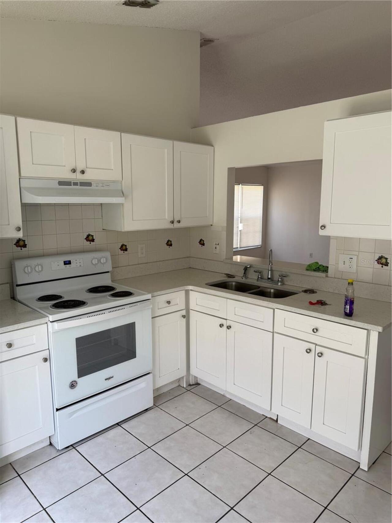 Listing Photo 8