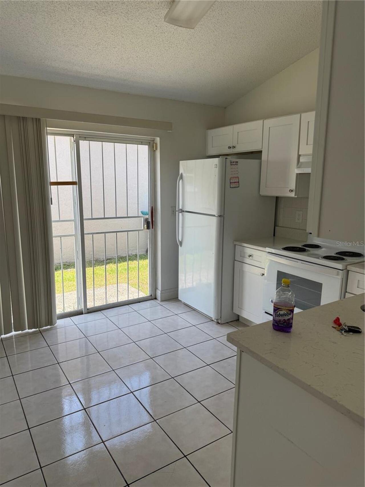 Listing Photo 10
