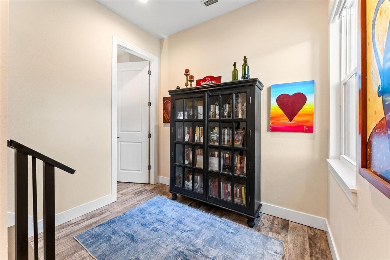 Listing Photo 10