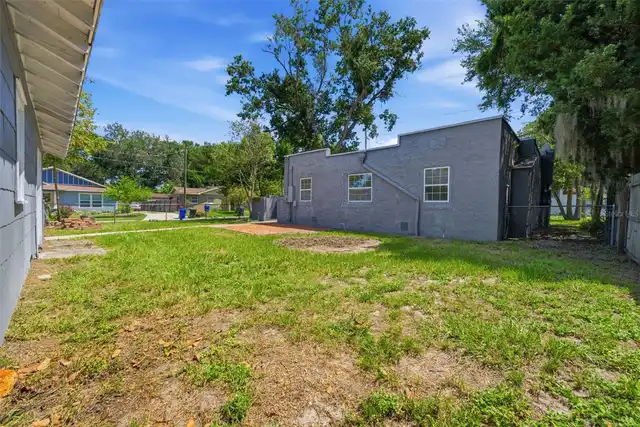 Listing Photo 25