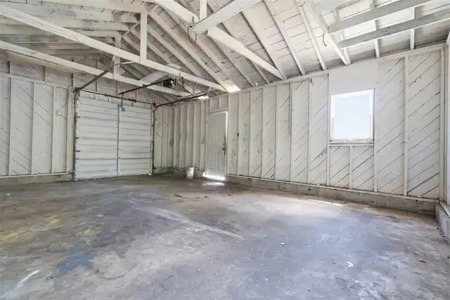 Listing Photo 28