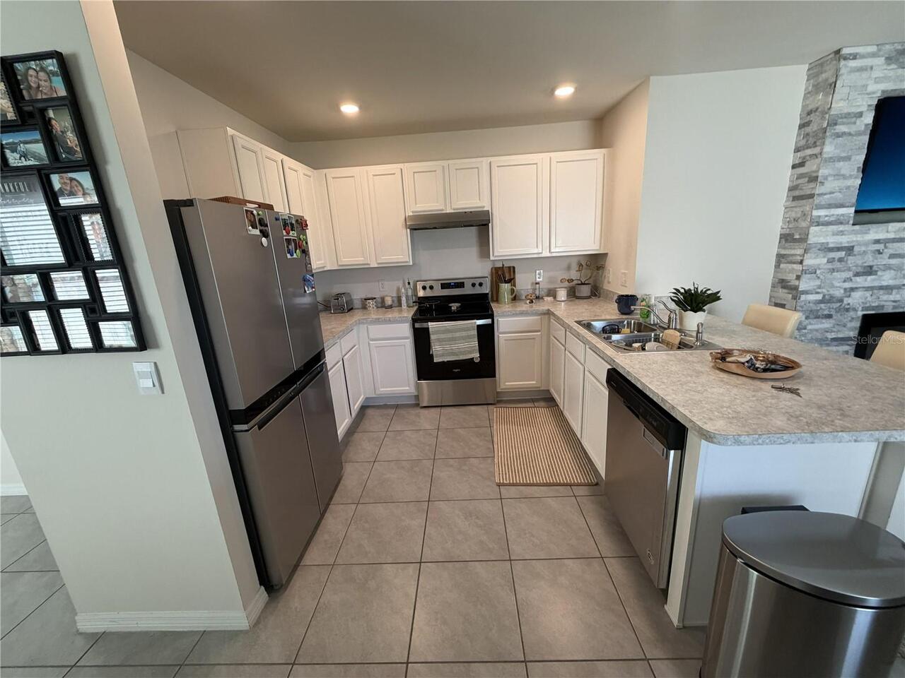 Listing Photo 8