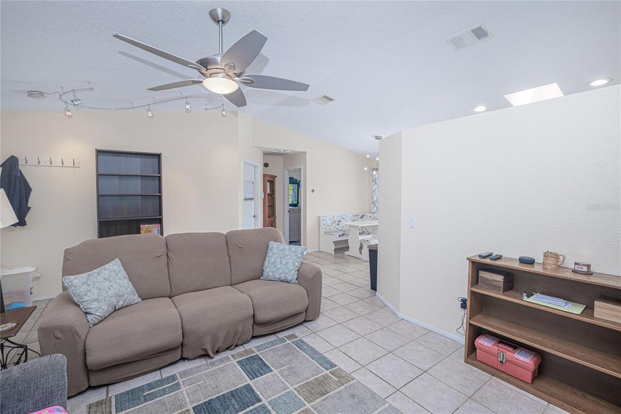 Listing Photo 17