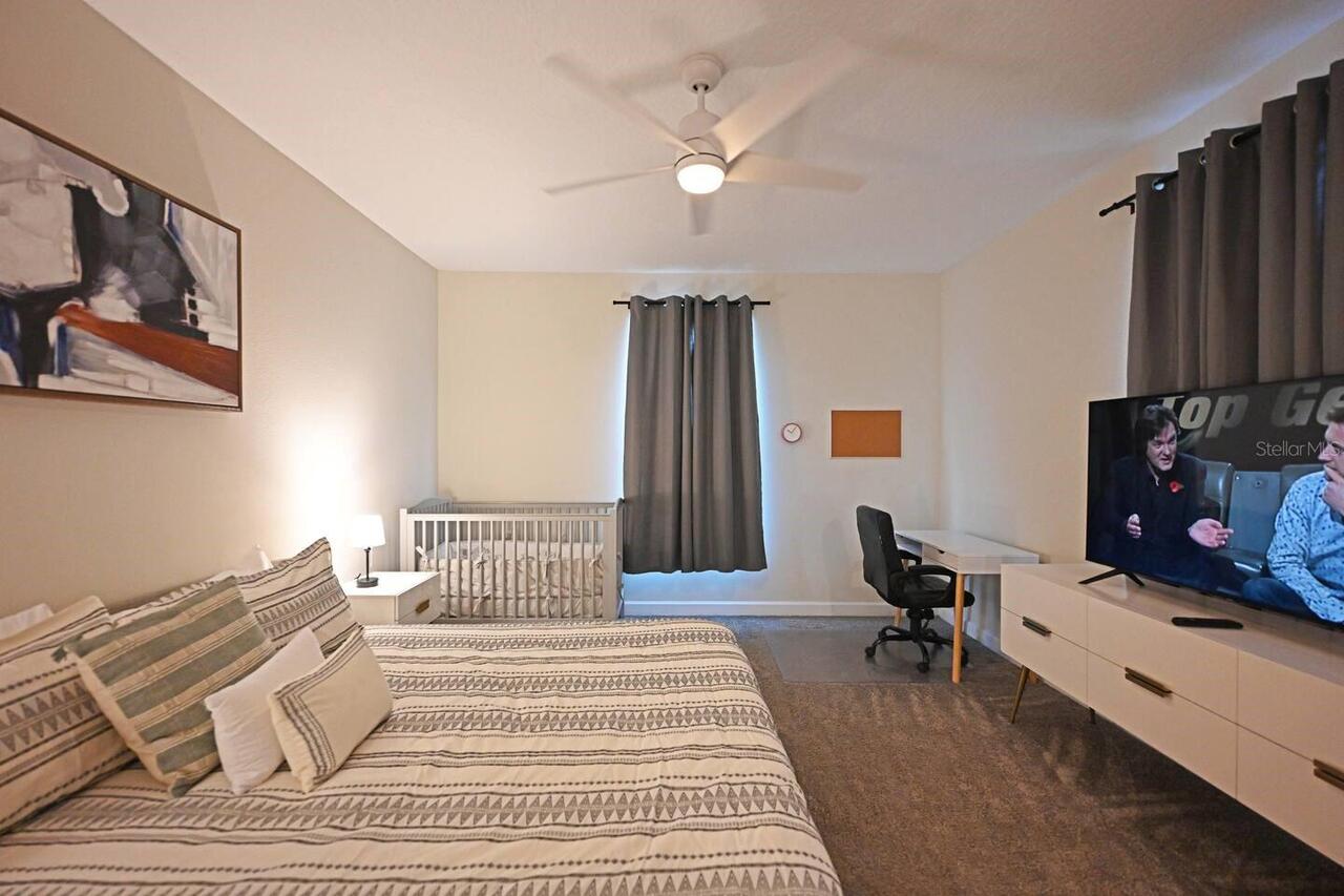 Listing Photo 9