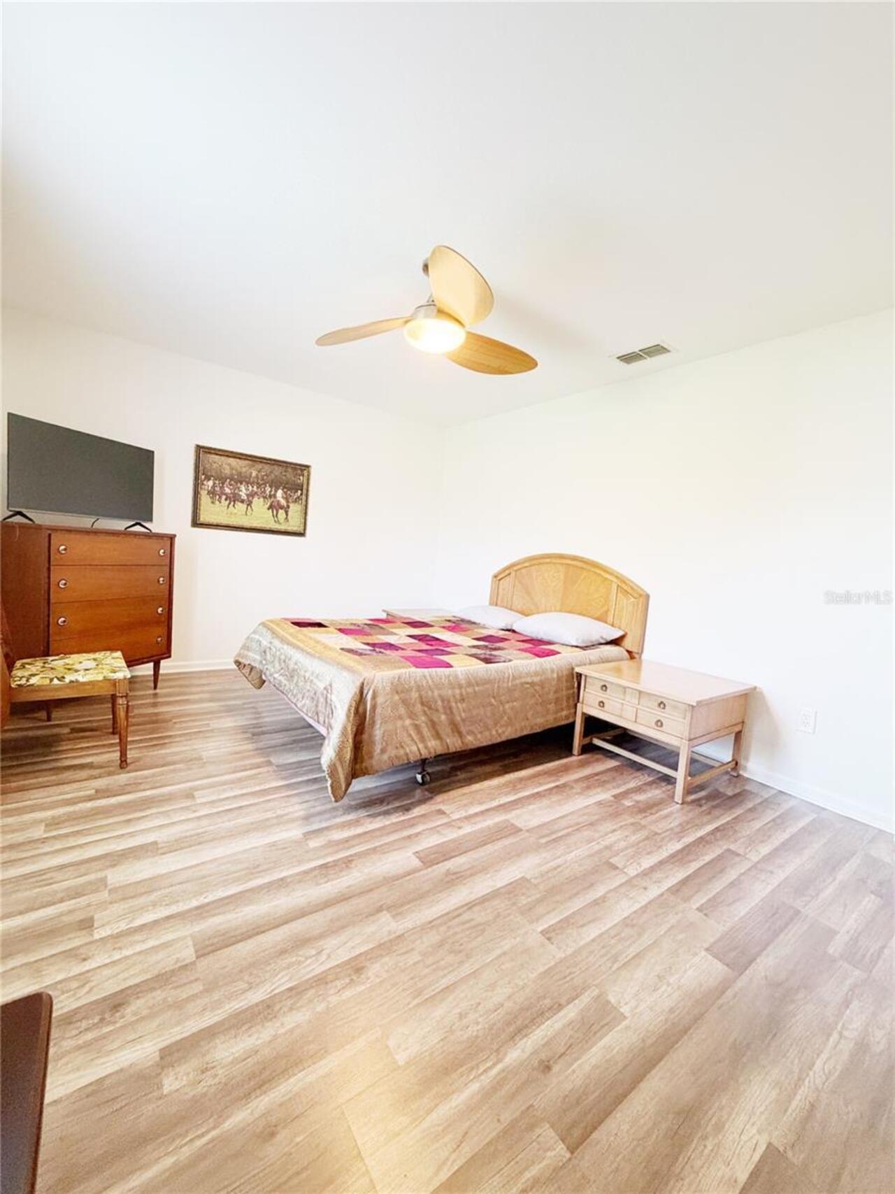 Listing Photo 26