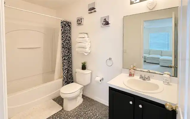 Listing Photo 18