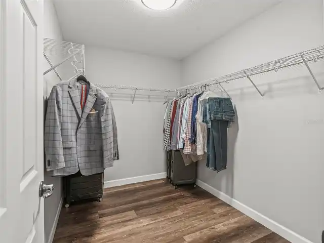 Listing Photo 24