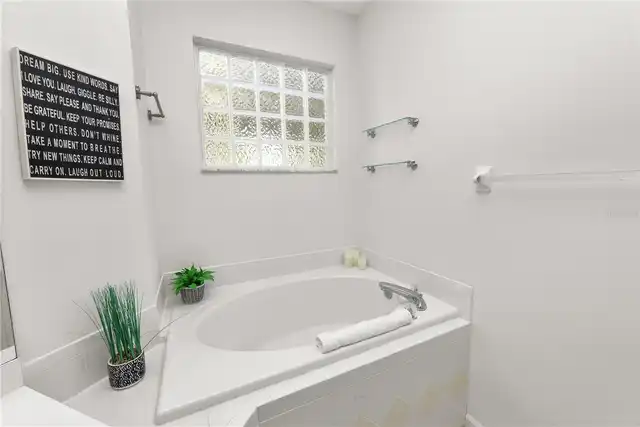 Listing Photo 27