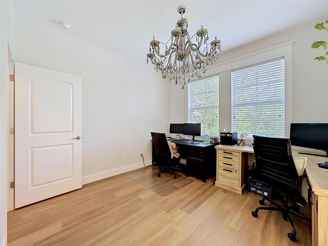 Listing Photo 6
