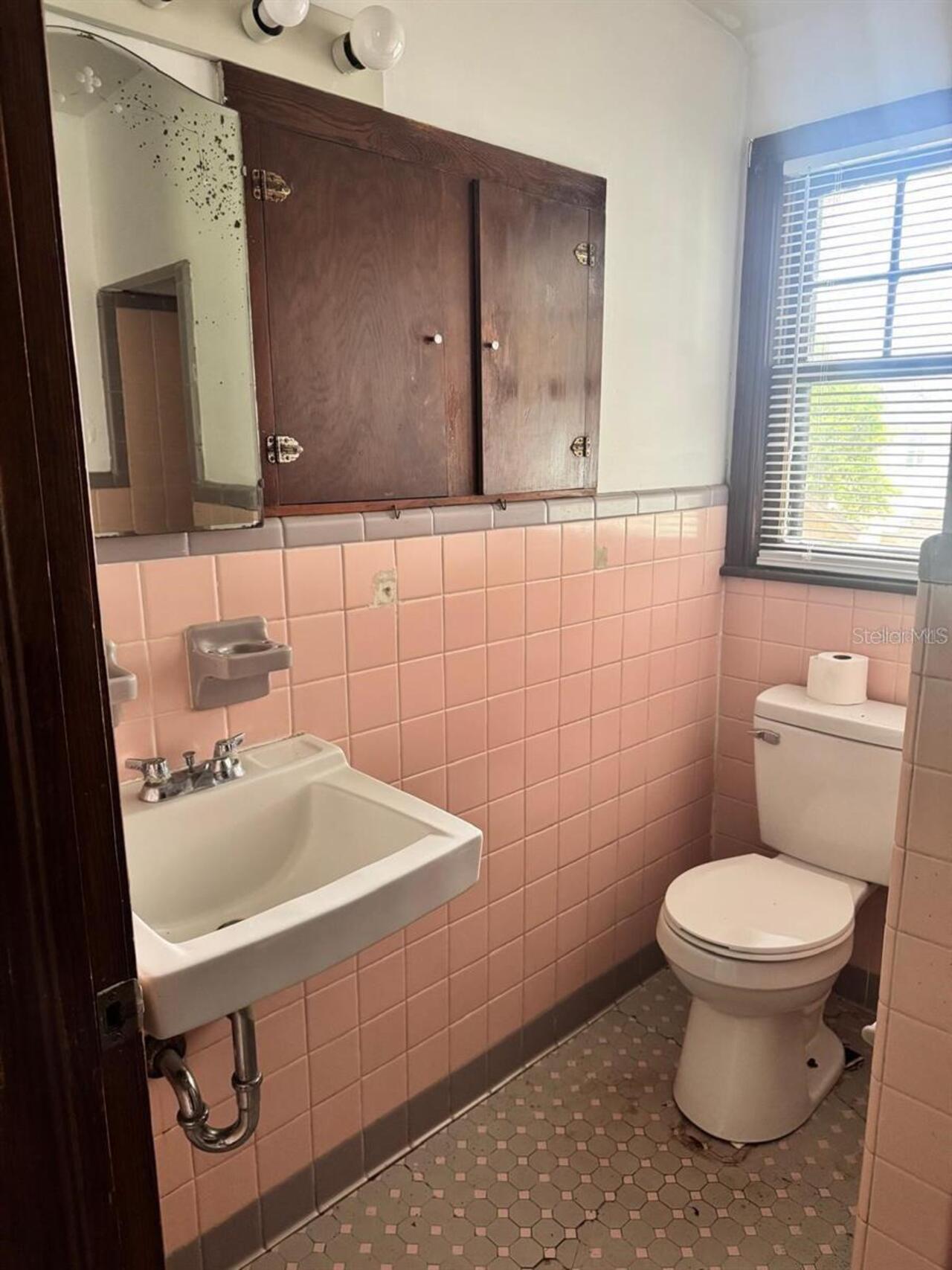 Listing Photo 11
