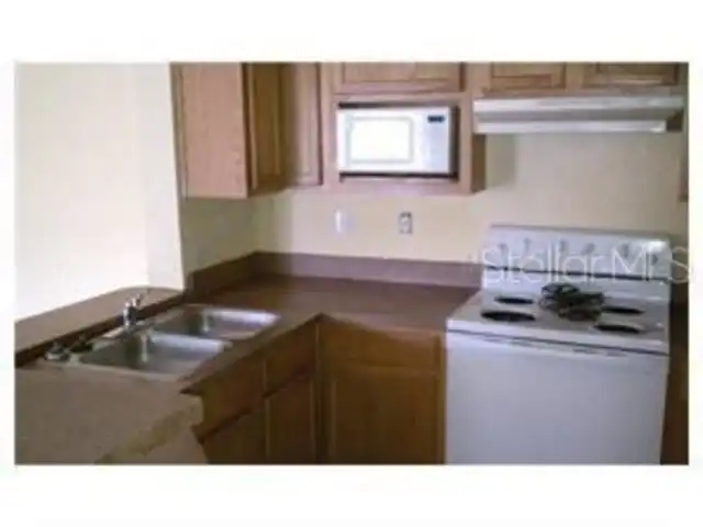 Listing Photo 7