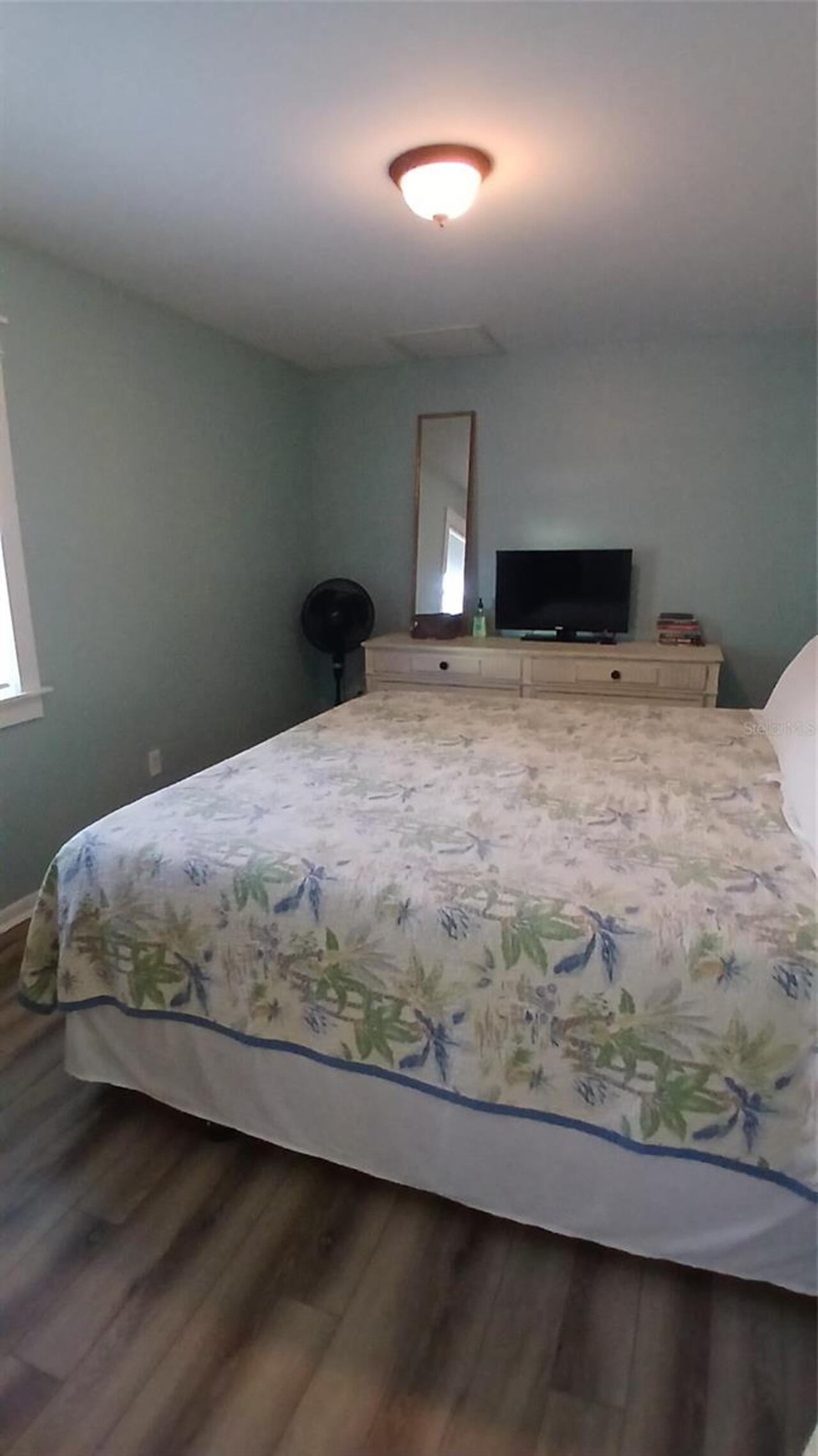 Listing Photo 14
