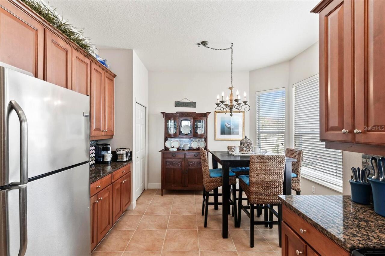 Listing Photo 10