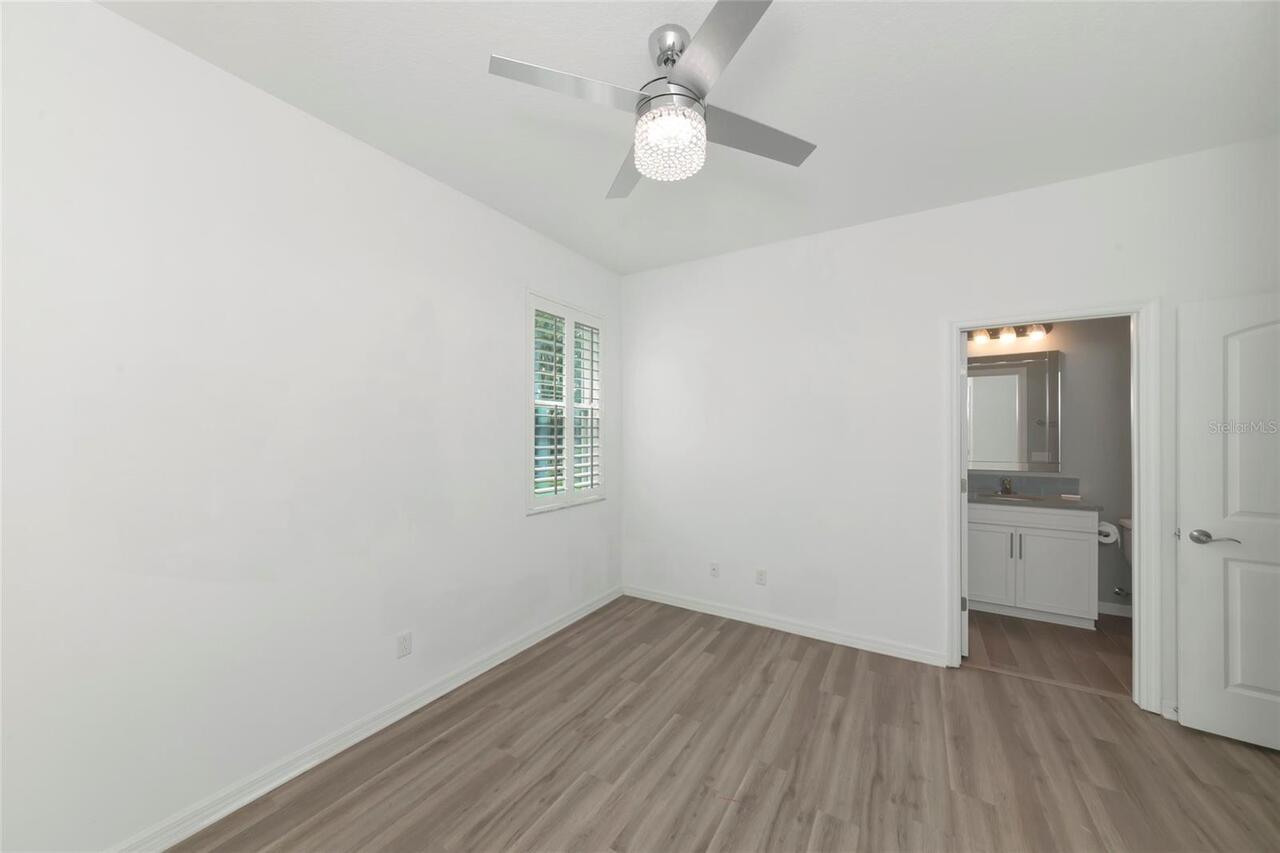 Listing Photo 33