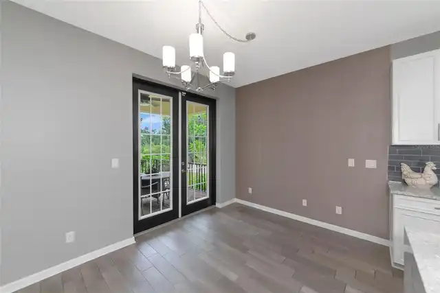 Listing Photo 9