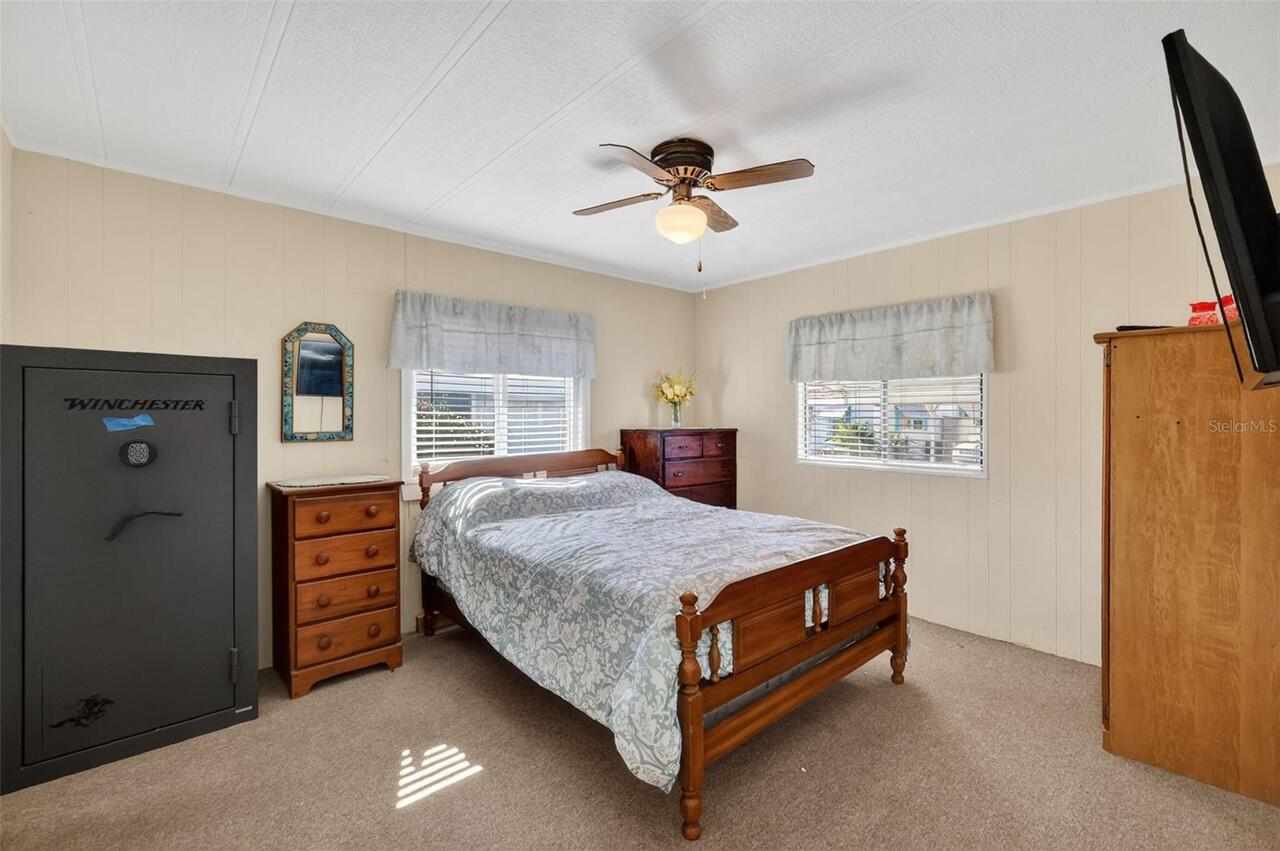 Listing Photo 14