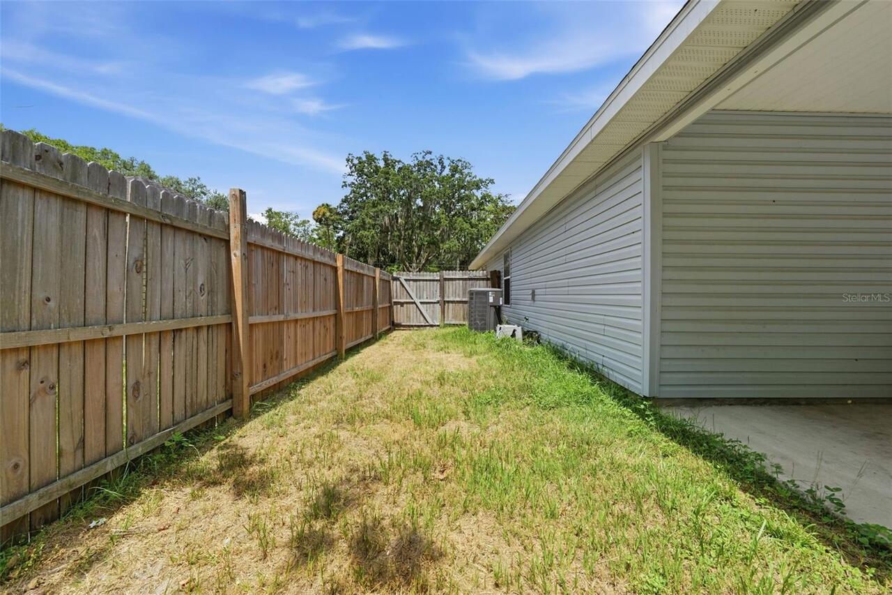 Listing Photo 14