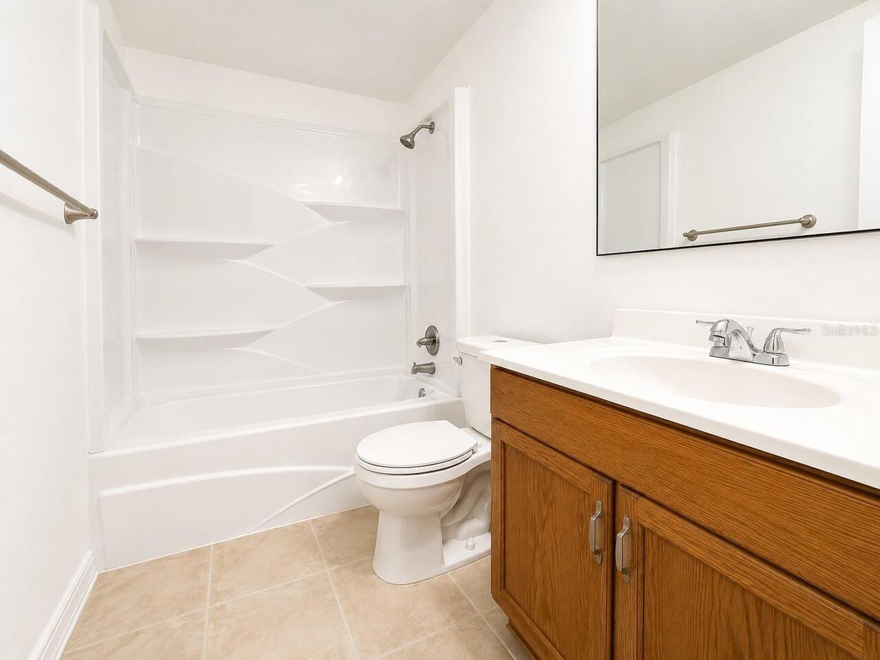 Listing Photo 11