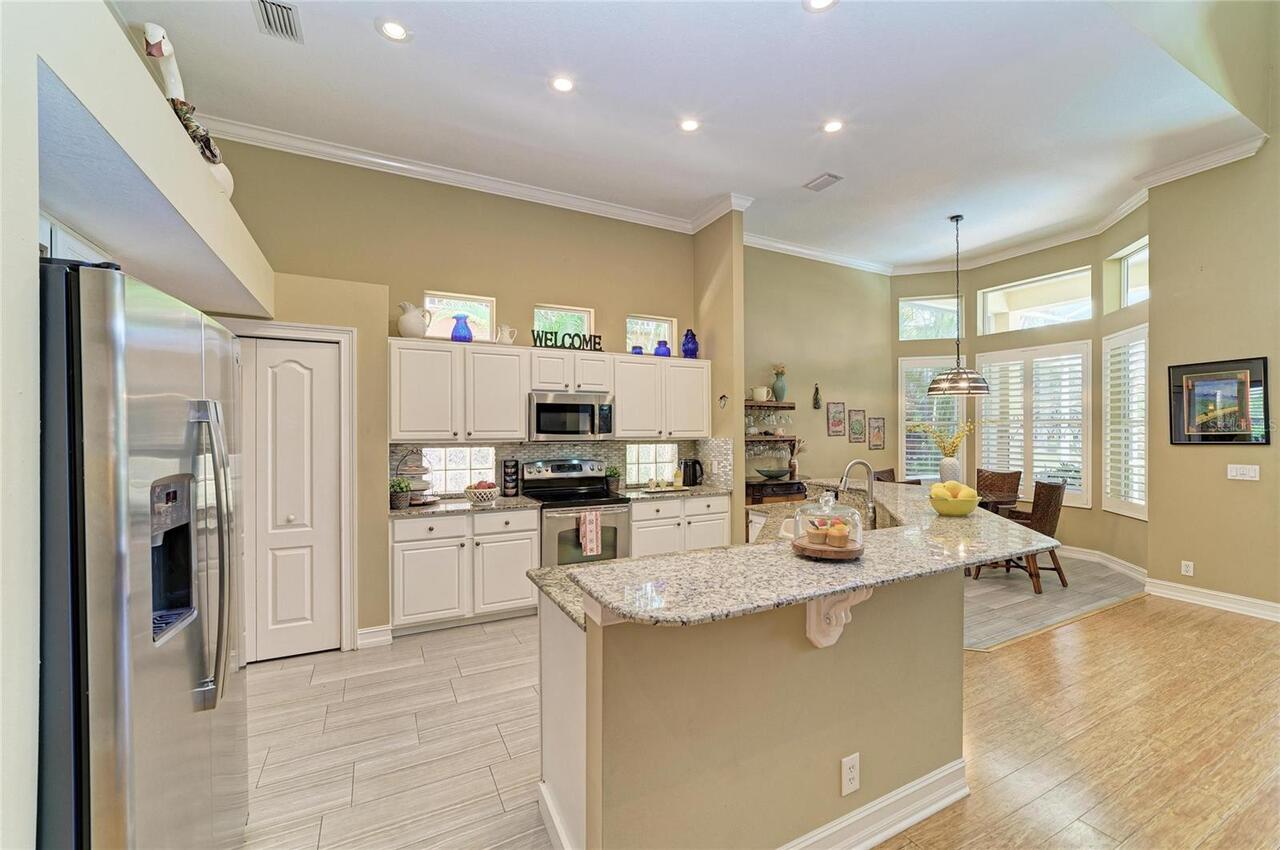 Listing Photo 16