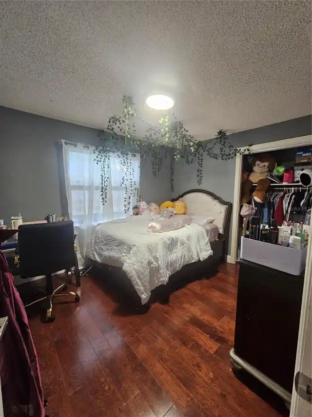 Listing Photo 17