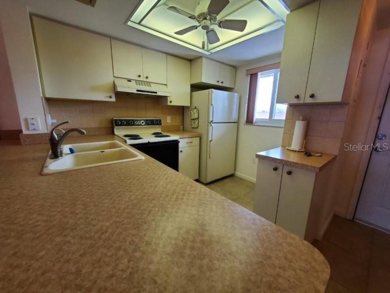Listing Photo 14