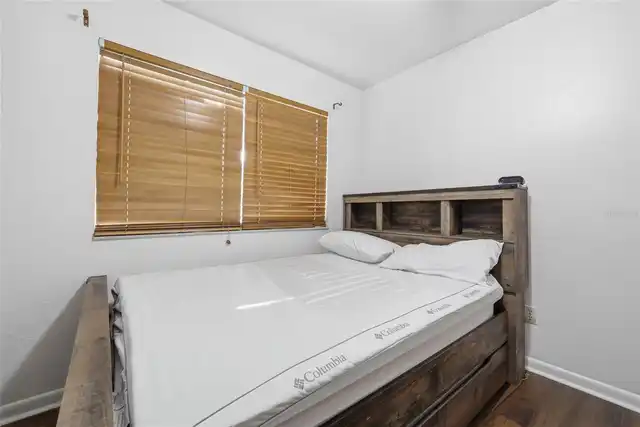 Listing Photo 22