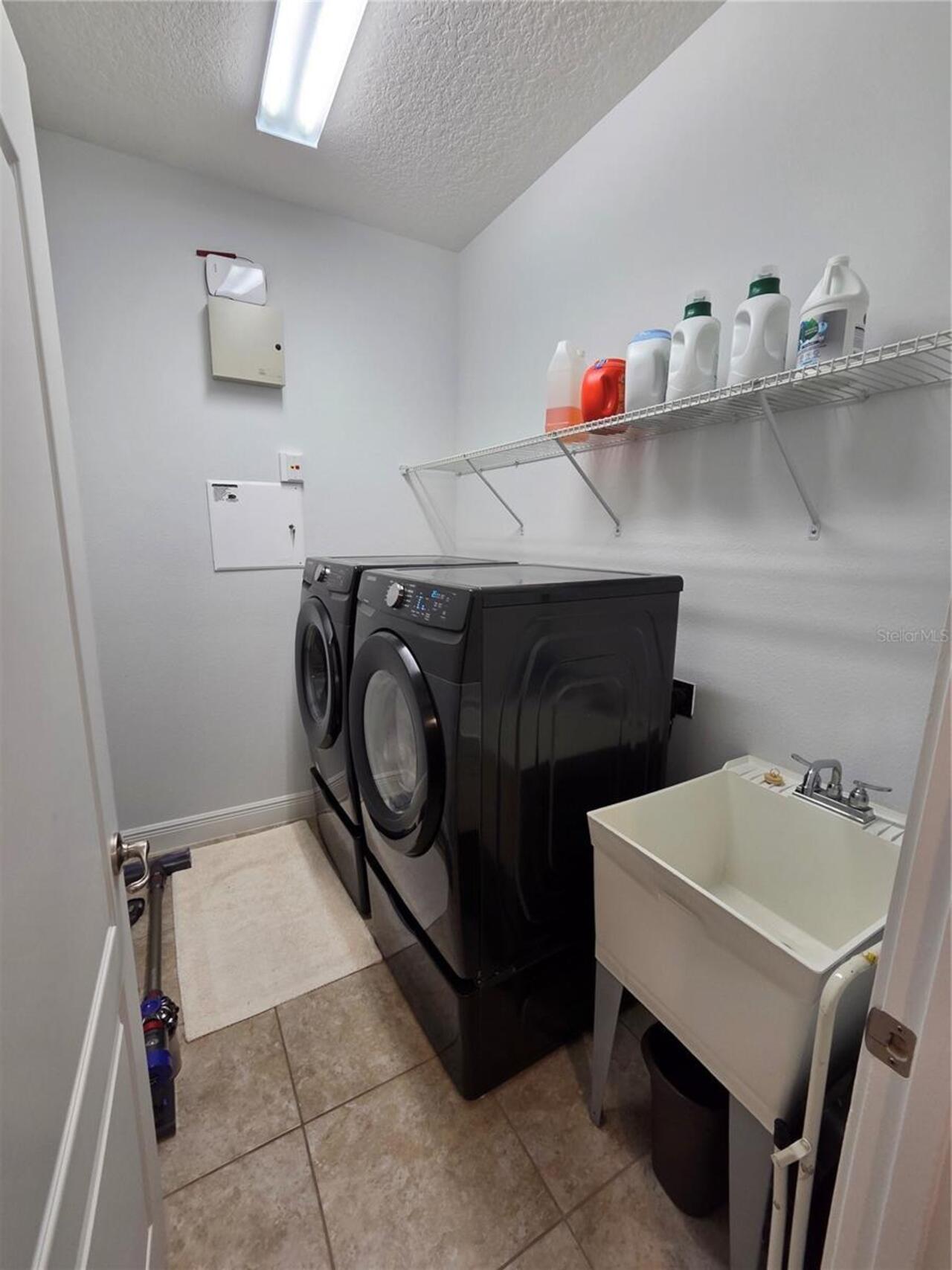 Listing Photo 11