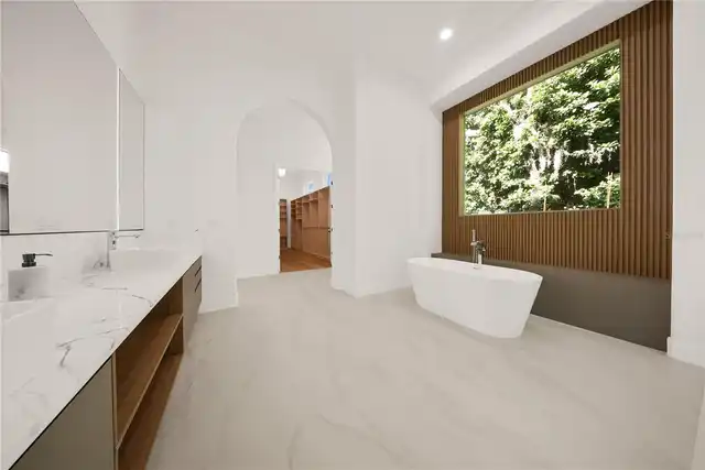 Listing Photo 42