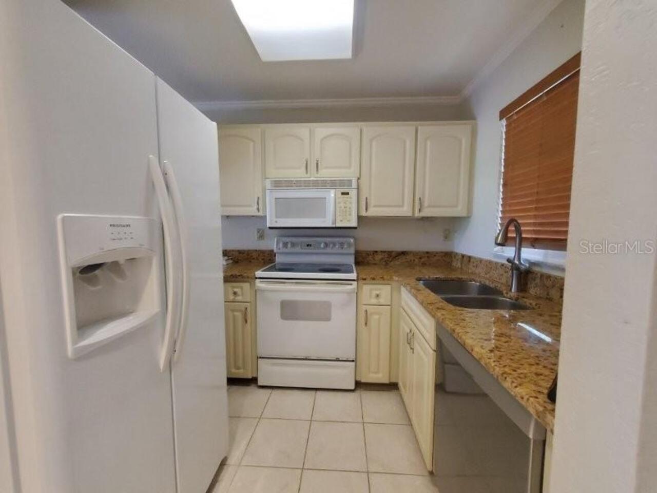 Listing Photo 9